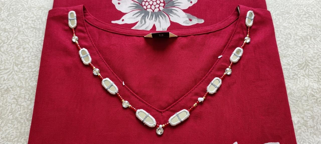 Magenta Cotton Suit Set with Large Ivory Floral Print & Mirror Work - Image 3